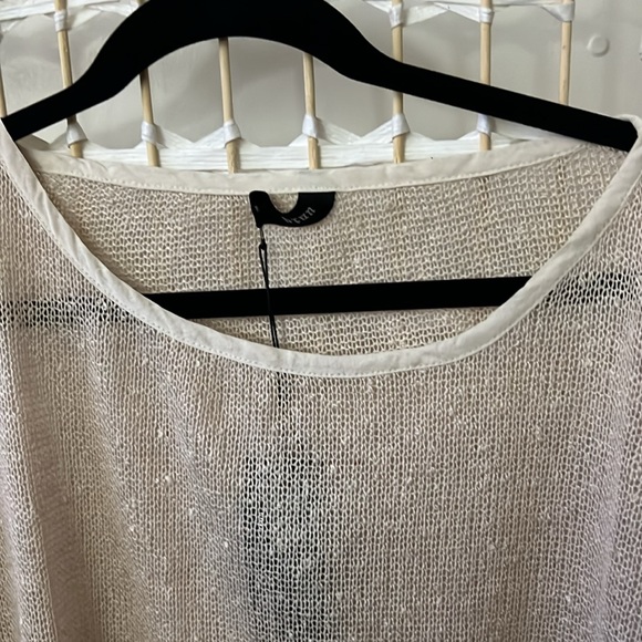 Oversized Button Side Scoop Neck Top NWT S/ M - Picture 5 of 6